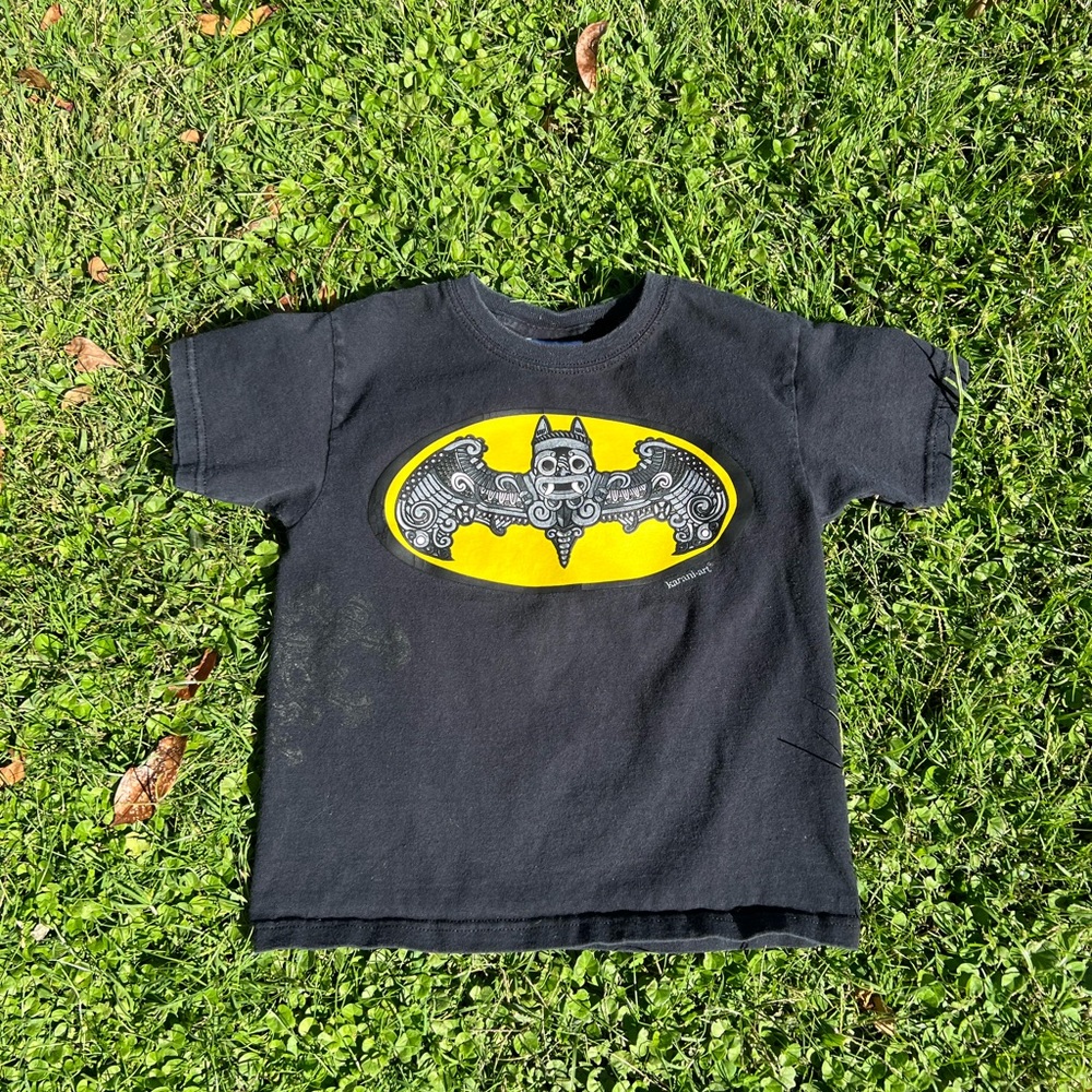 Karani Art® Batman kids size small
El valor de nuestras raíces.